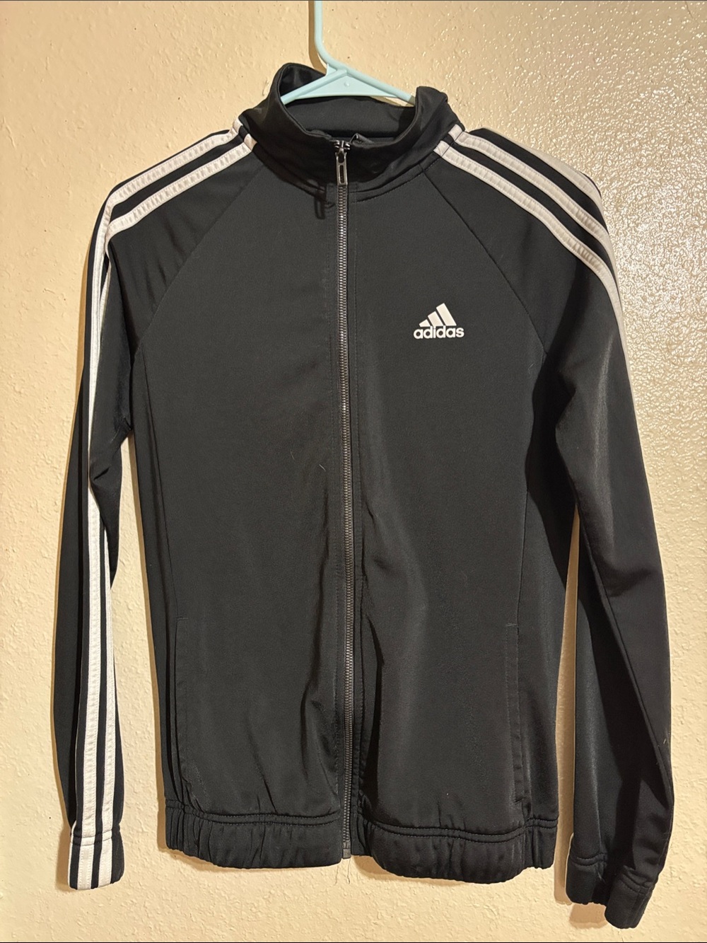 Women’s Jacket Identification